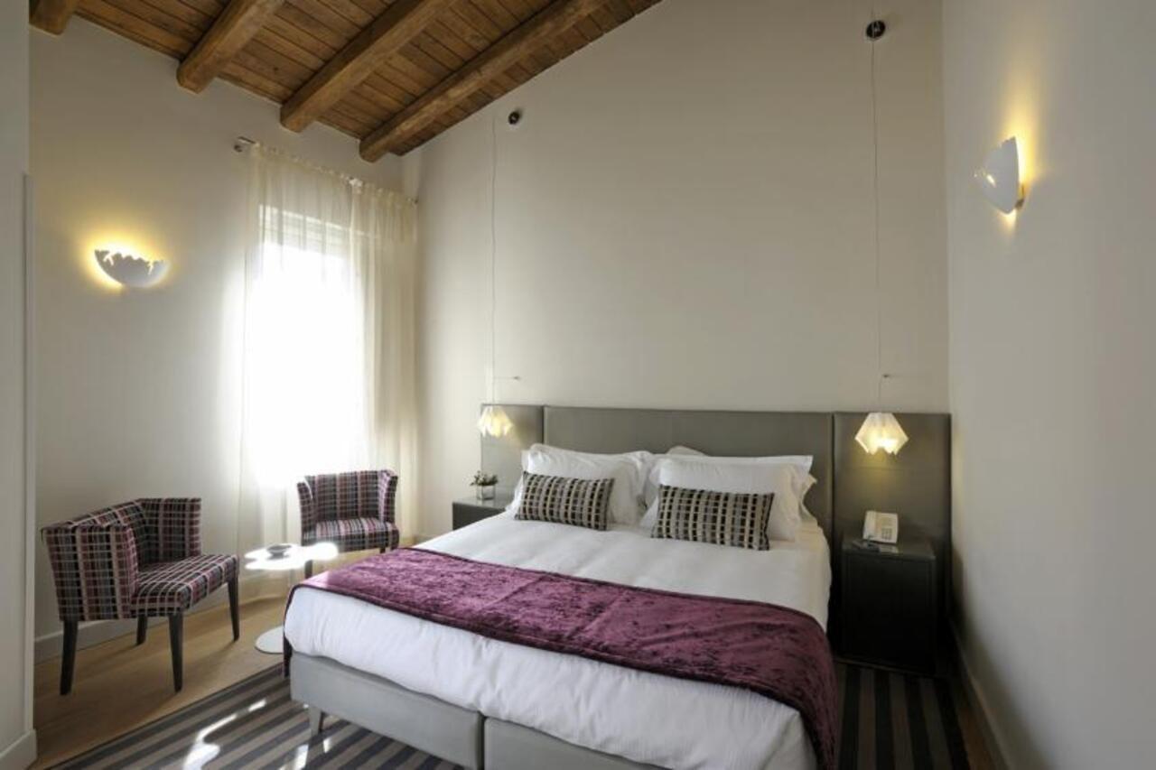 Trevi Palace Luxury Inn Rome Bilik gambar