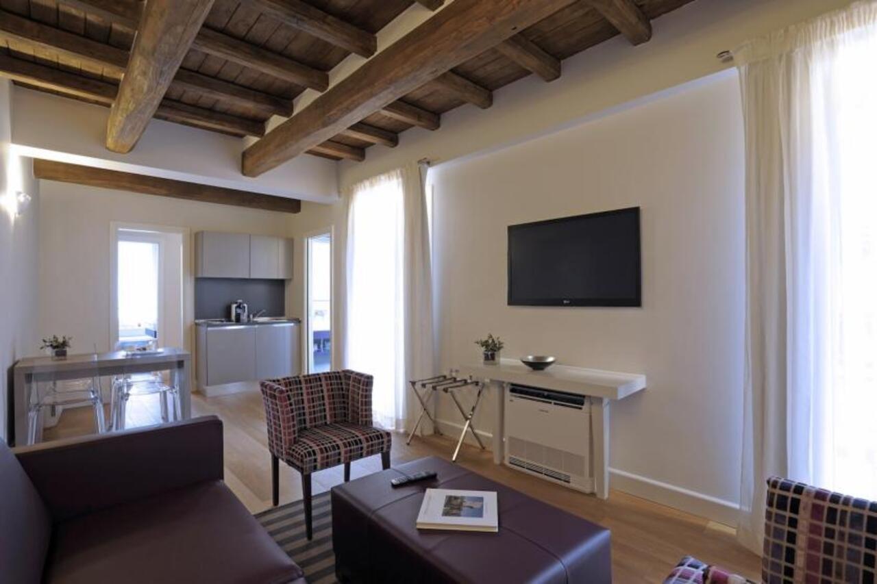 Trevi Palace Luxury Inn Rome Bilik gambar